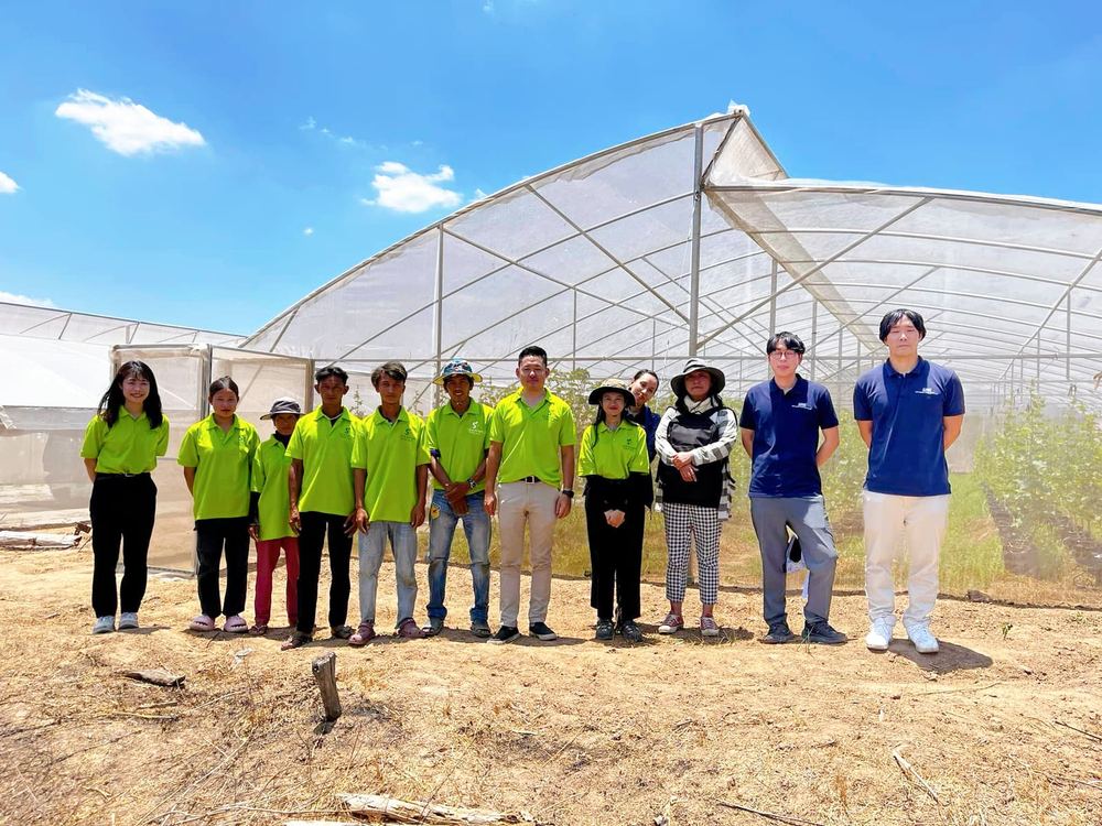 APEX, a Cambodia Travel Support Company, Visited Kampot for a Farm Tour!
