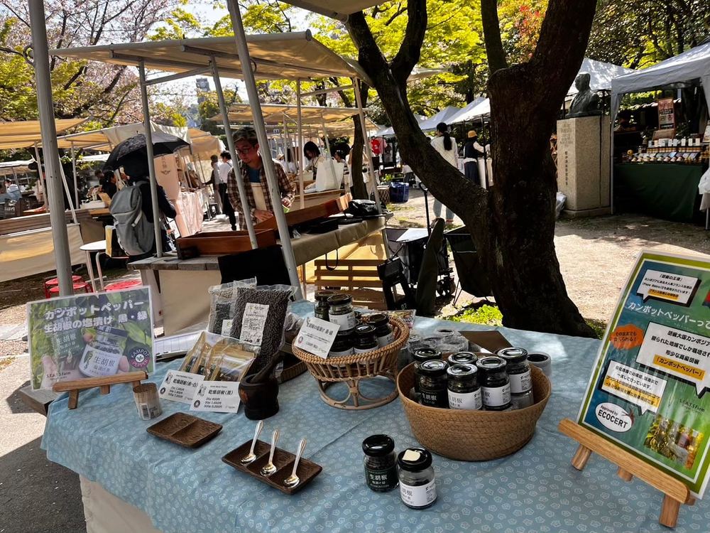 We Opened a Market Stall at Le Marché!